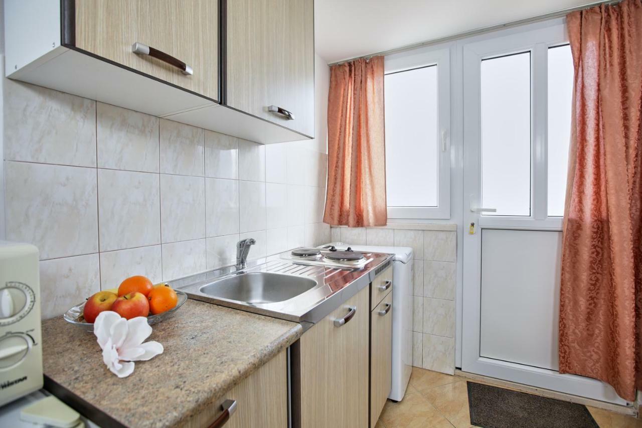 Studio Kristic, Cozy Studio With A Terrace Dubrovnik Exterior photo